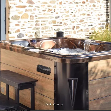 La Longere D'adele De Charme Avec Jacuzzi